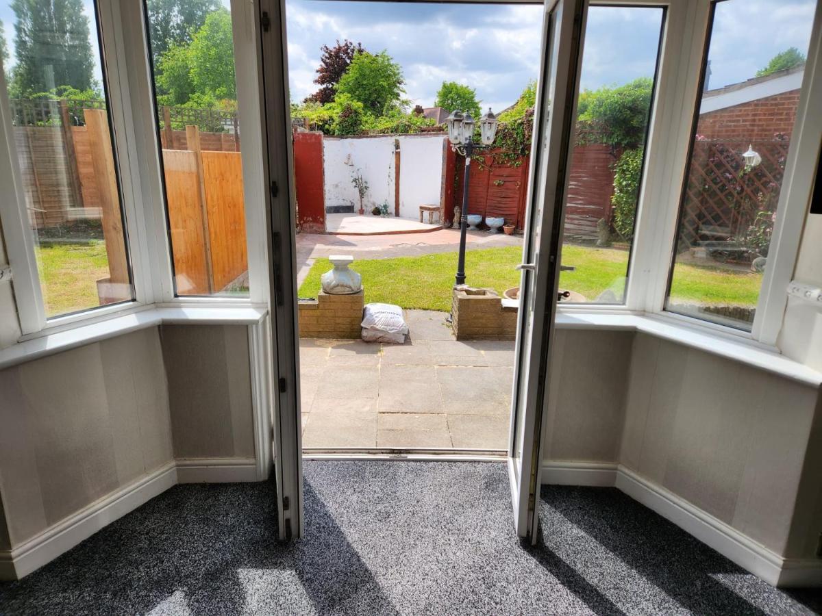 Sheldon Shared House Solihull Exterior foto