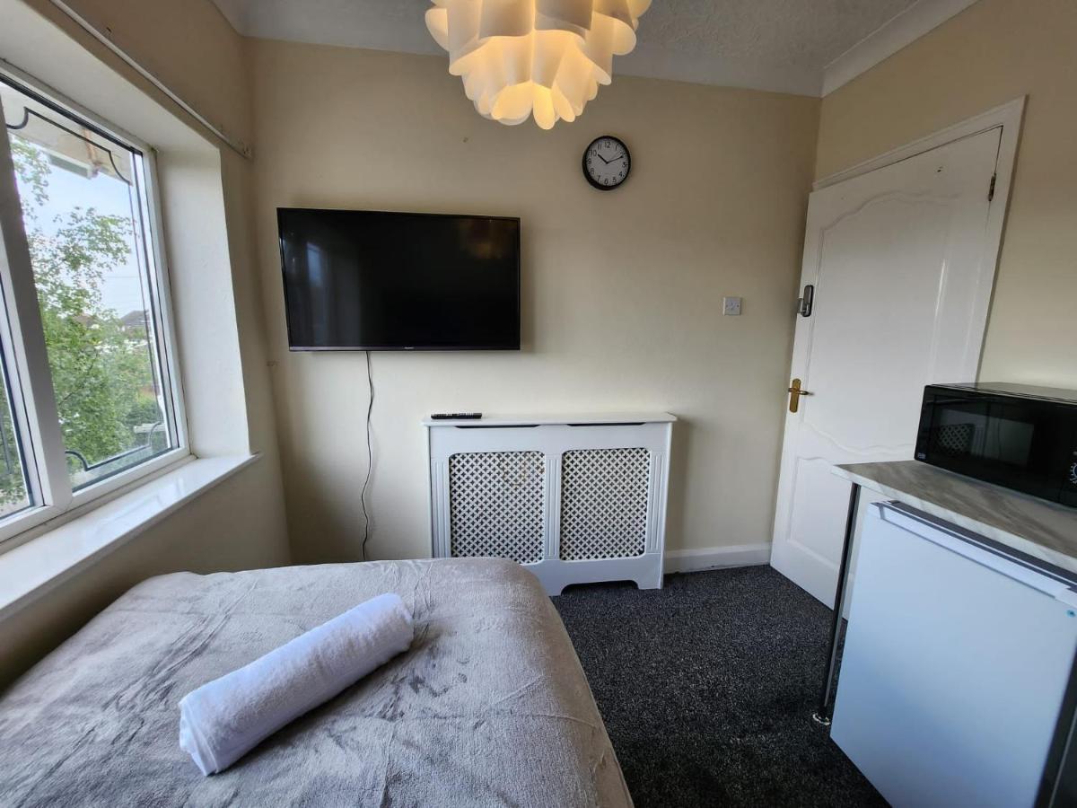 Sheldon Shared House Solihull Exterior foto